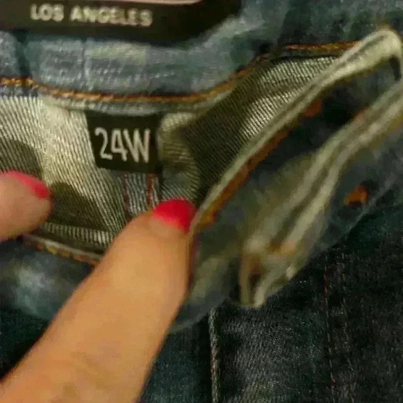 NWT Judy Blue Jeans 24W High Waist Distressed Faded Medium Wash Skinny Fit - Picture 3 of 5